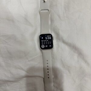 Apple Watch SE 3 Silver